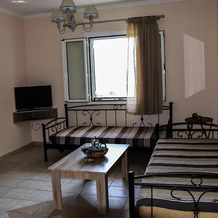 Apartament Athina *