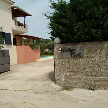 Athina Apartament *