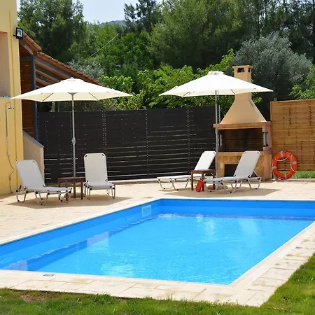Apartament Athina *